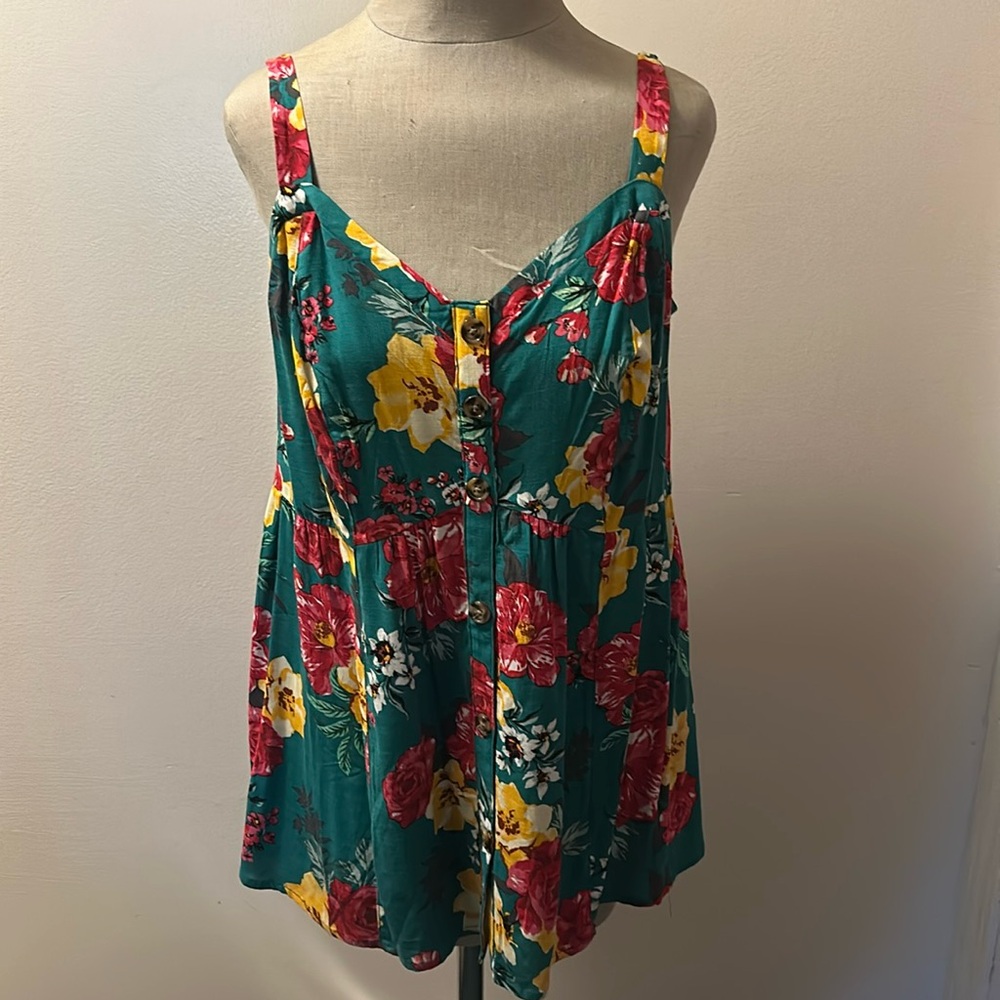 Torrid tank size 00